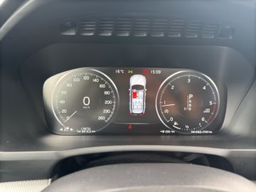 Volvo XC90 - 12