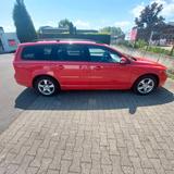 Volvo V70 D5 2009 - rote Volvo V70