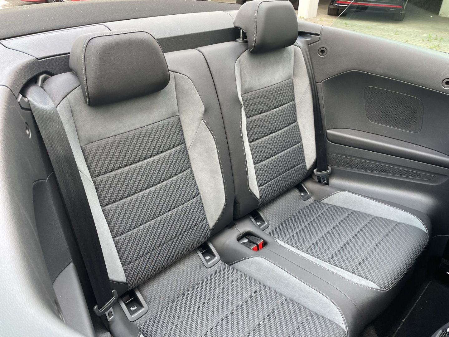T-Roc Cabriolet 1.5TSI DSG R-Line AHK/Kamera/ACC