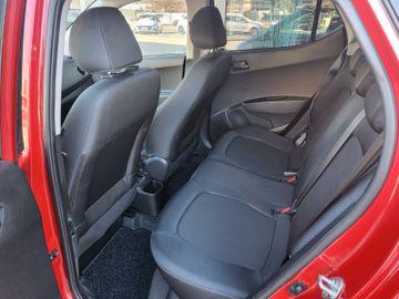 Fahrzeugabbildung Hyundai i10 1.0 YES! Klima SHZ BT Tempomat DAB