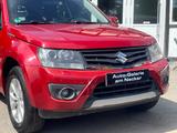 Suzuki Grand Vitara 2.4 VVT Comfort Automatik Klima 1H - Suzuki Grand Vitara: Automatik
