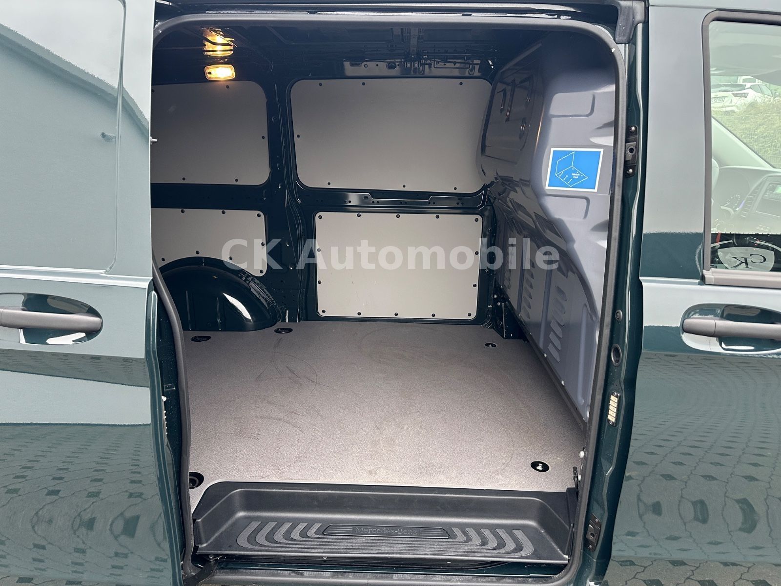 Fahrzeugabbildung Mercedes-Benz Vito Kasten 114CDI RWD lang/Klima/Tempomat/AHK