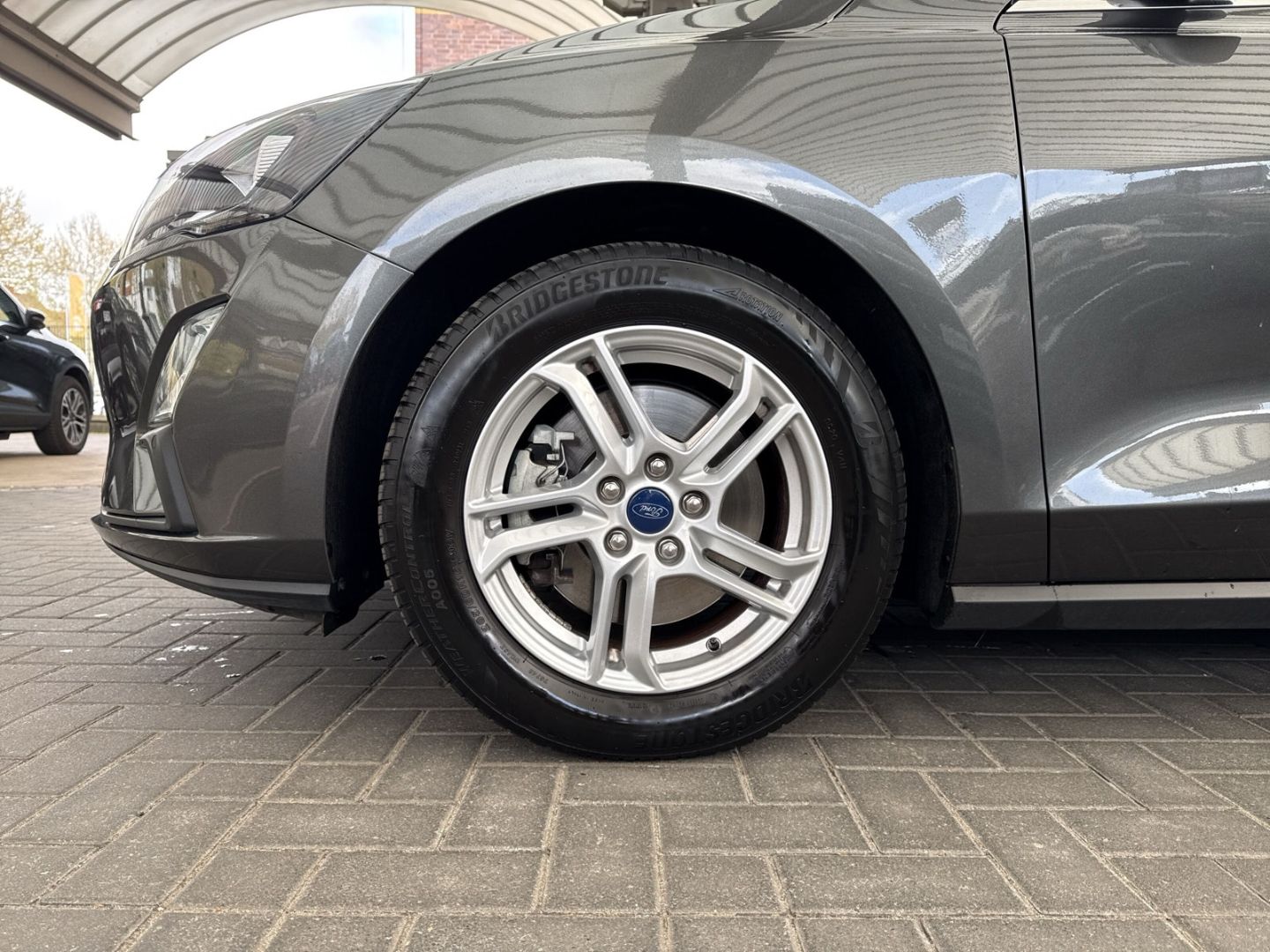 Fahrzeugabbildung Ford Focus Turnier Cool & Connect Winterpaket AHK sch