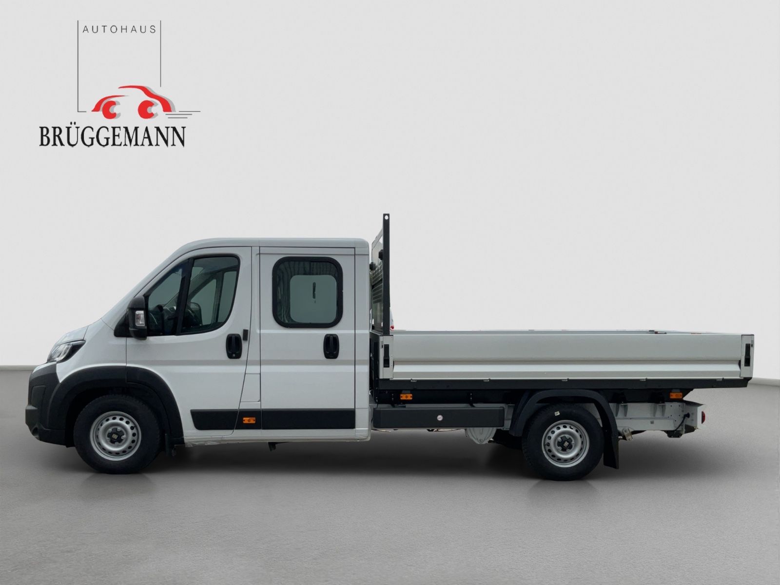 Fahrzeugabbildung Fiat Ducato Pritschenwagen Doppelkabine 140 MTL4