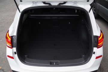 Hyundai i30 1.5 T-GDI N Line DCT-NAVI-LED-KAMERA-SHZG-