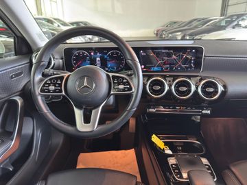 Mercedes A 200 - 12