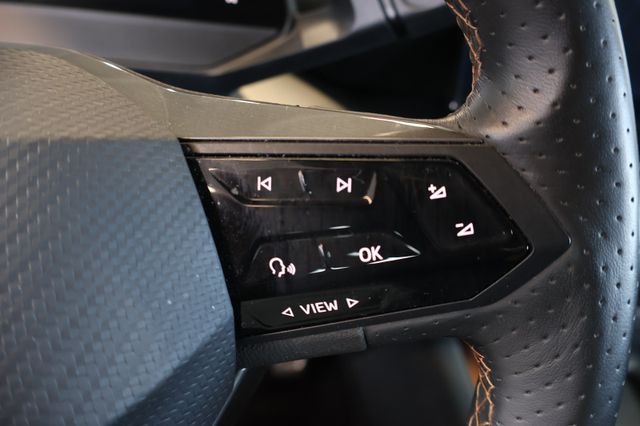 Cupra Born WÄRMEPUMPE+FRONT+LANE+LED+CARPLAY+18"