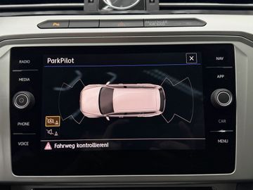 Volkswagen Passat Variant - 11