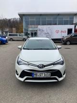 Toyota Avensis 2,0-l-D-4D Edition S+ Touring Sports... - weiße Toyota Avensis