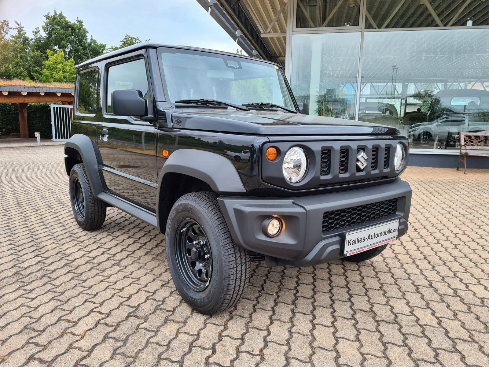 Fahrzeugabbildung Suzuki Jimny 1.5 4WD Allgrip KLIMA+SHZ+TEMPOM+NAVI