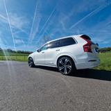 Volvo XC90 T8 AWD Recharge Ultimate (104.049 € NP) - Volvo XC90 in Wiesbaden