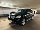 Mercedes-Benz Mercedes ML 320 TÜV - Mercedes-Benz ML 320 Gebrauchtwagen in Hamburg