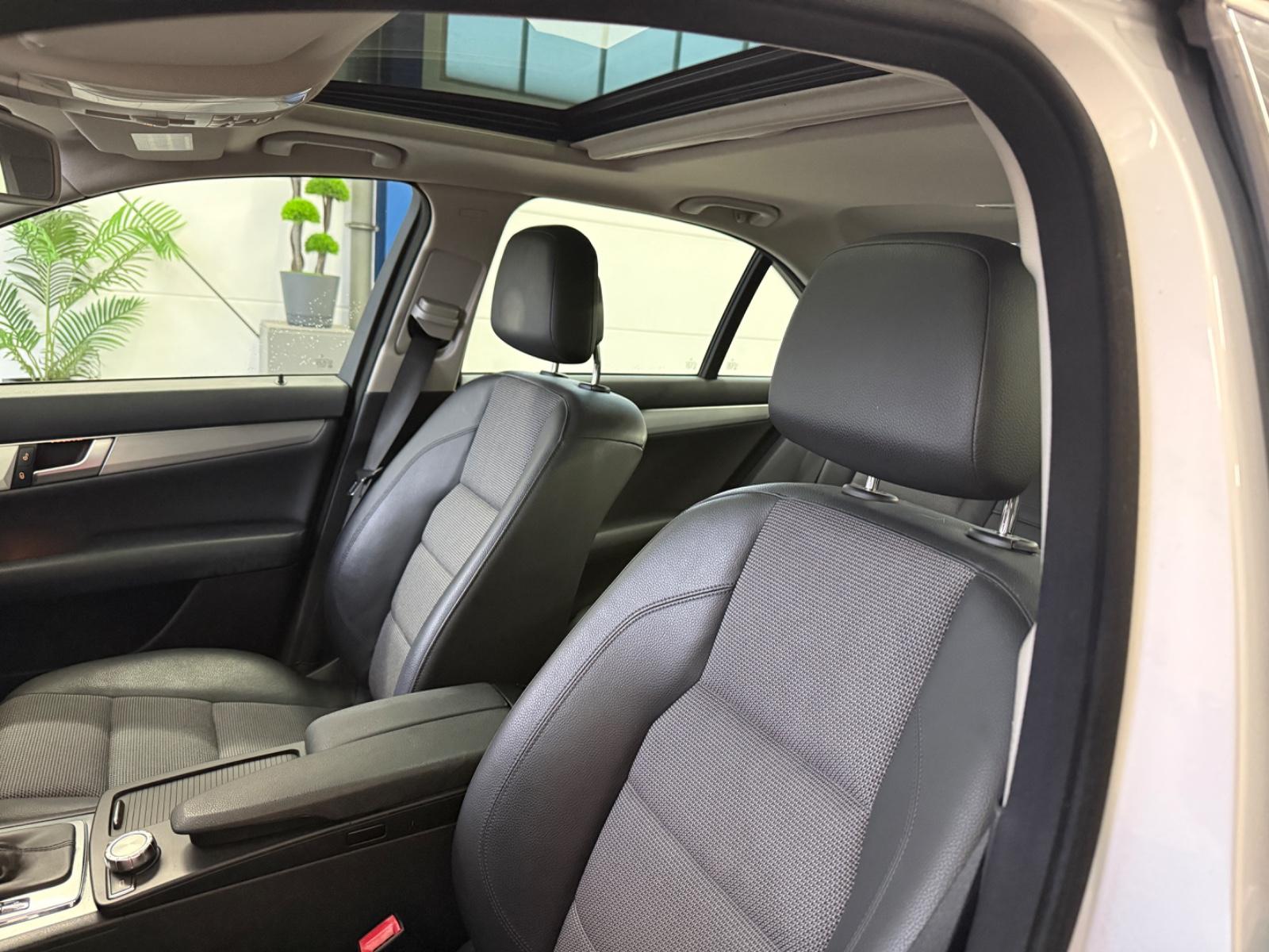 Mercedes-Benz C 180 CGI*LM*AUT*AVNTG*BI-XN*TMP*NAV*PTS*AHK*SHZ