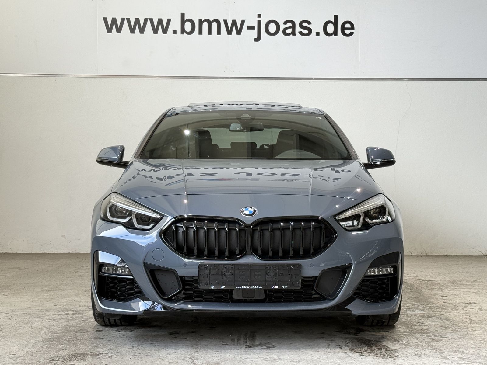 Fahrzeugabbildung BMW 218i AHK, Harman & Kardon, Lenkradheizung DAB