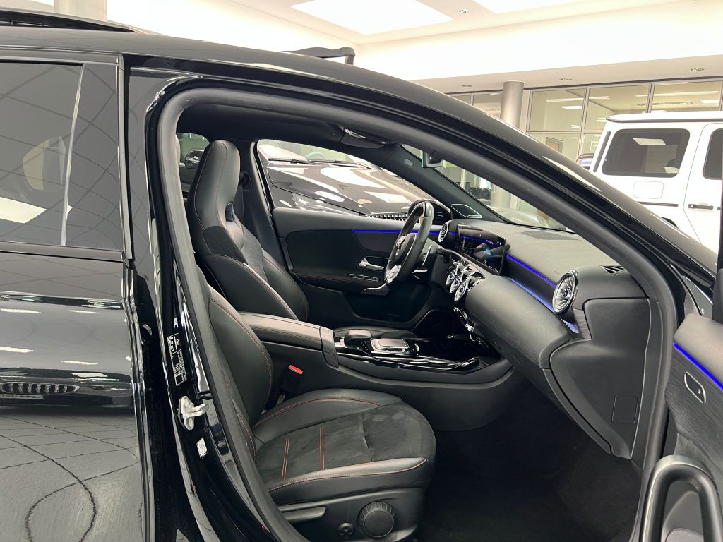 Mercedes-Benz A 45 AMG 4Matic PANO*BURMESTER*HUD*360°*DRIVERS*