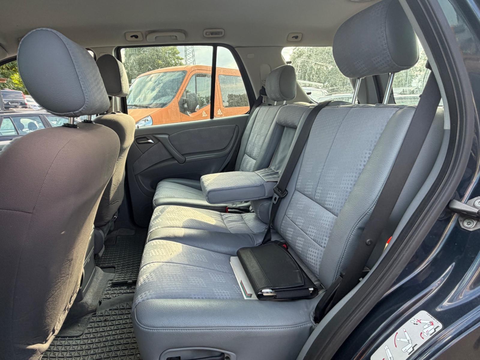 Mercedes-Benz ML 270 CDI 4x4 TÜV27/KLIMA/AHK/TEMPOMAT/E.SPIEGL