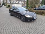 Jaguar XF 3.0 V6 155kW Diesel Luxury - Jaguar XF aus 2010: Luxury