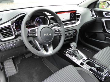Kia Ceed SW 1.5 T-GDI DCT7 (48V M-H) Ultimate Editio