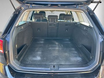 Volkswagen Passat Variant - 9
