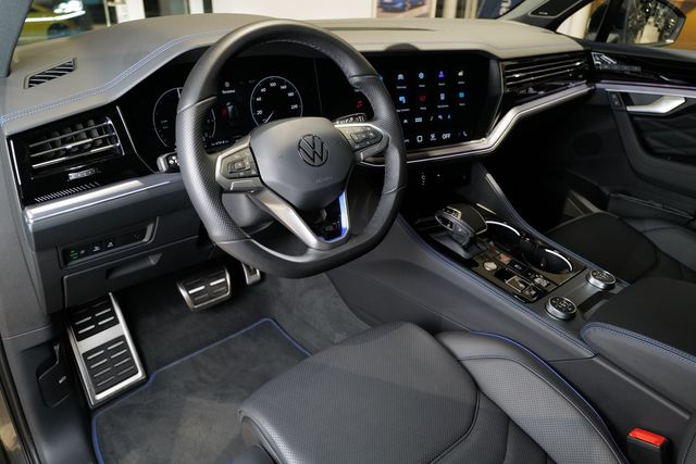 Volkswagen Touareg R eHybrid 4Motion AHK Dynaudio HuD 360°