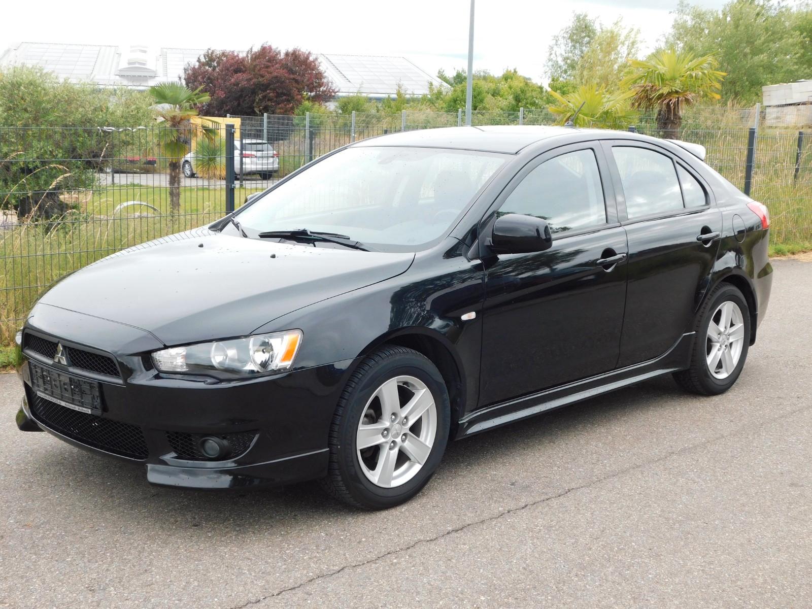 Mitsubishi Lancer Sportback Invite