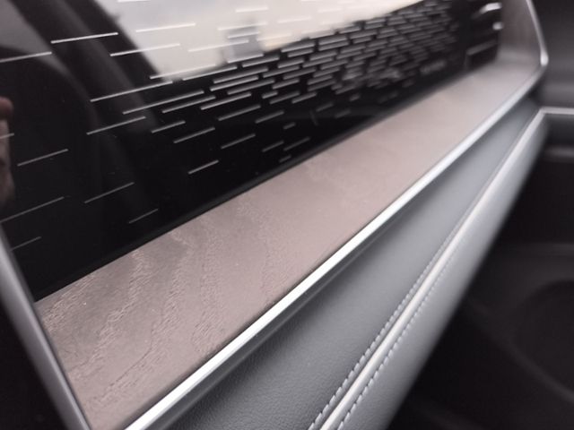 Fahrzeugabbildung Volkswagen Tayron Elegance 2.0 TDI SCR 110 kW (150 PS) 7-Ga