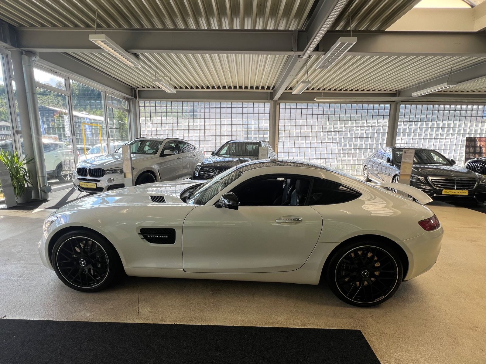 Fahrzeugabbildung Mercedes-Benz AMG GT Coupe * DIAMANTWEIß *NIGHTP*PANO*PERFORM*