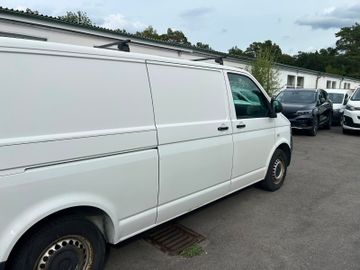 Volkswagen T5 Transporter - 2