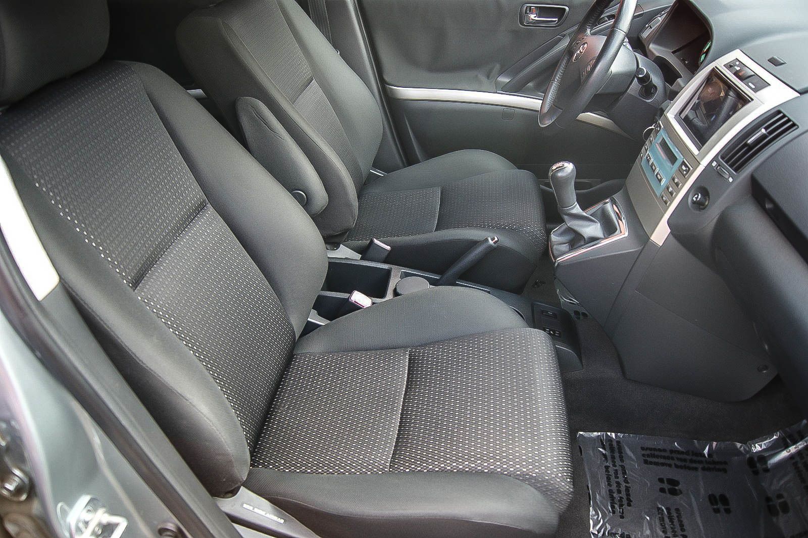 Fahrzeugabbildung Toyota Corolla Verso 1.8 Team 7-SITZER FAMILIENBESITZ