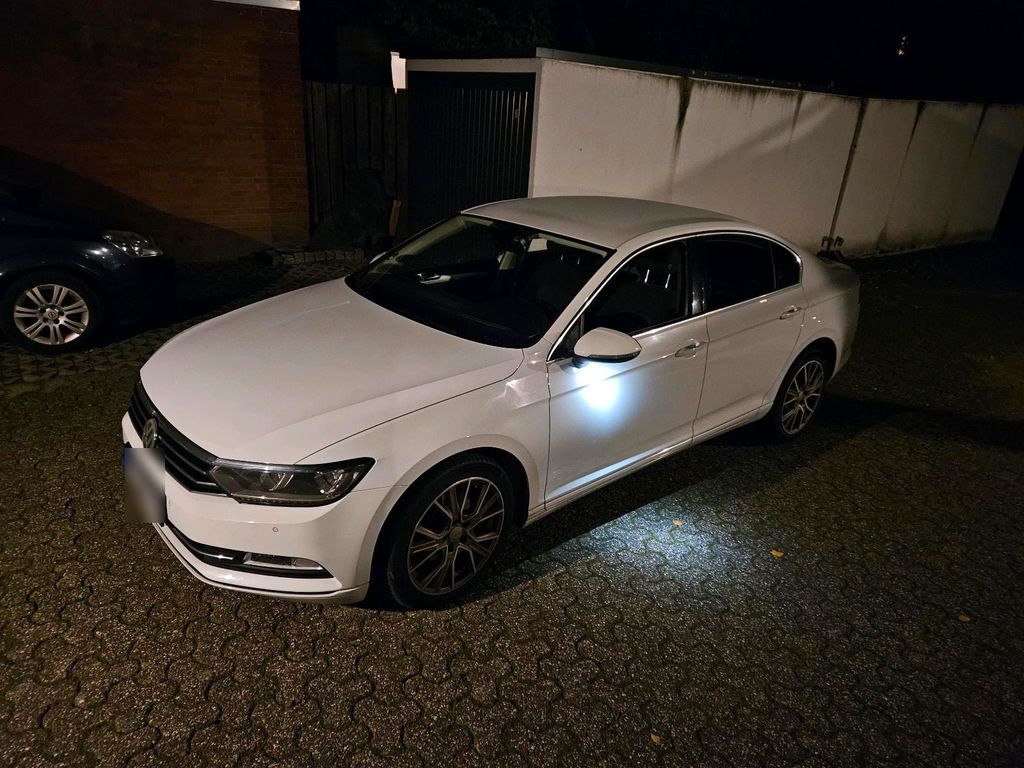 Image of Volkswagen Passat
