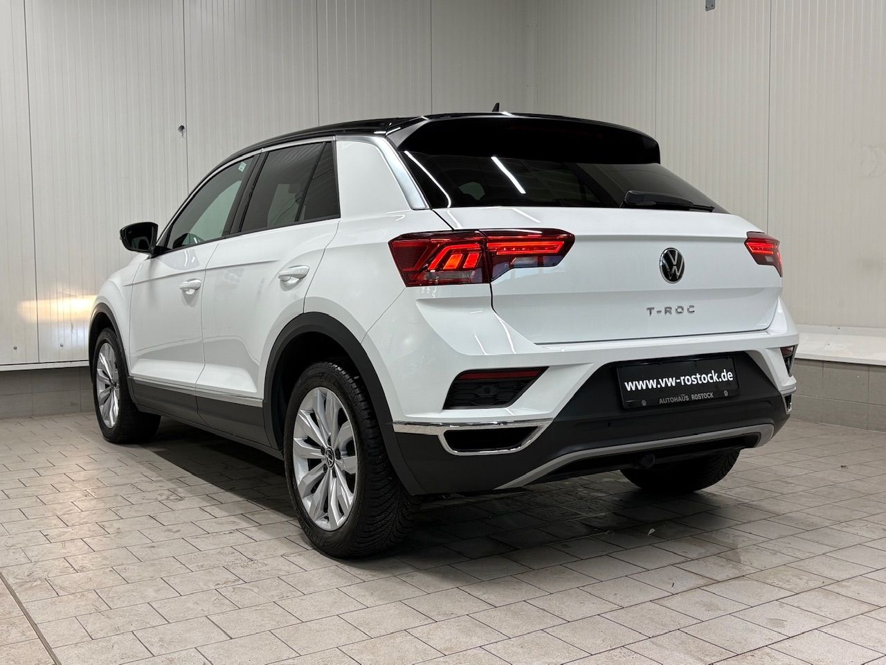 T-Roc Sport 1.5 TSI DSG AHK NAVI ACC RFK SHZ