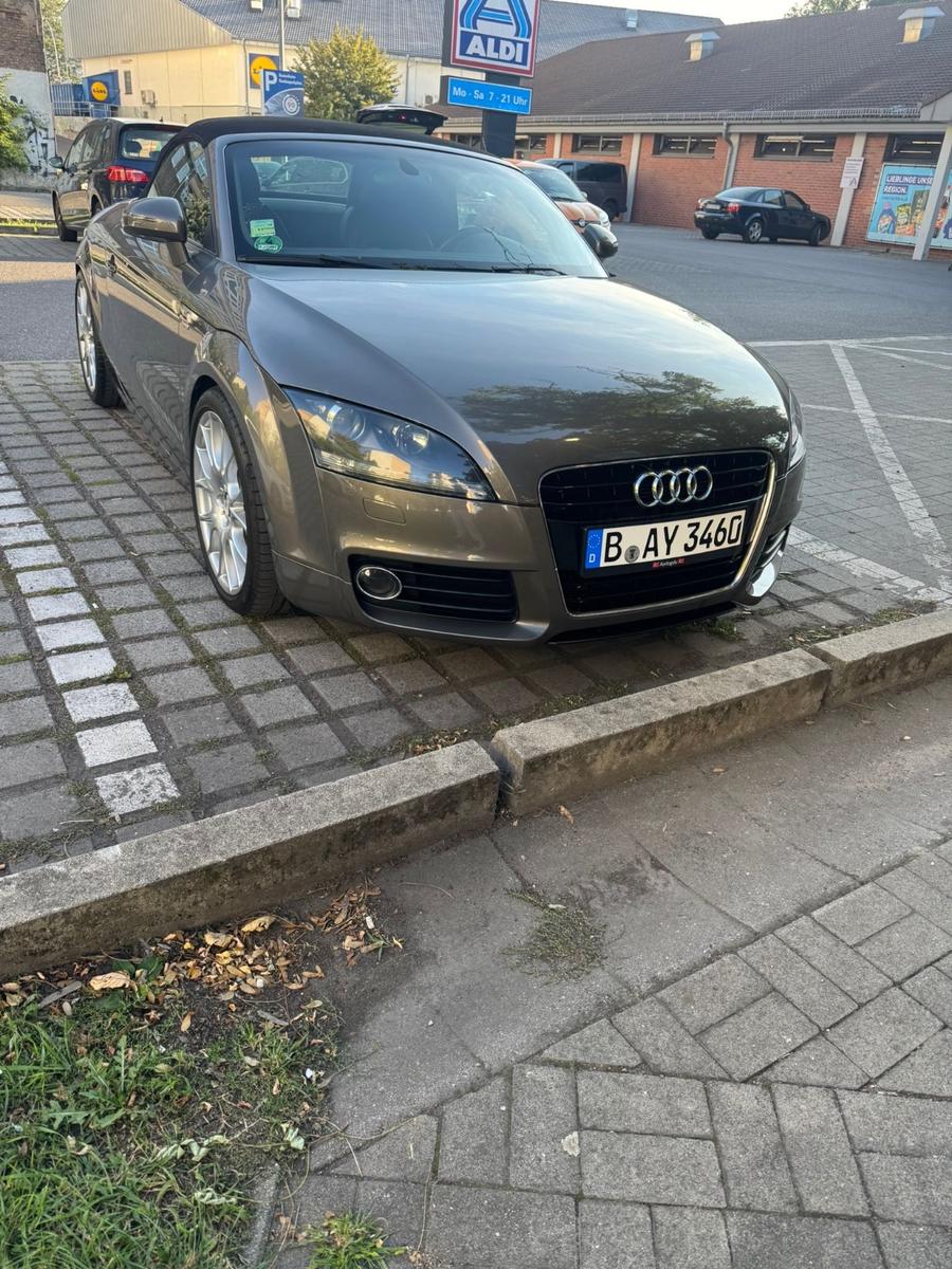 Audi TT Roadster 2.0 TFSI S-Line S-tronic -