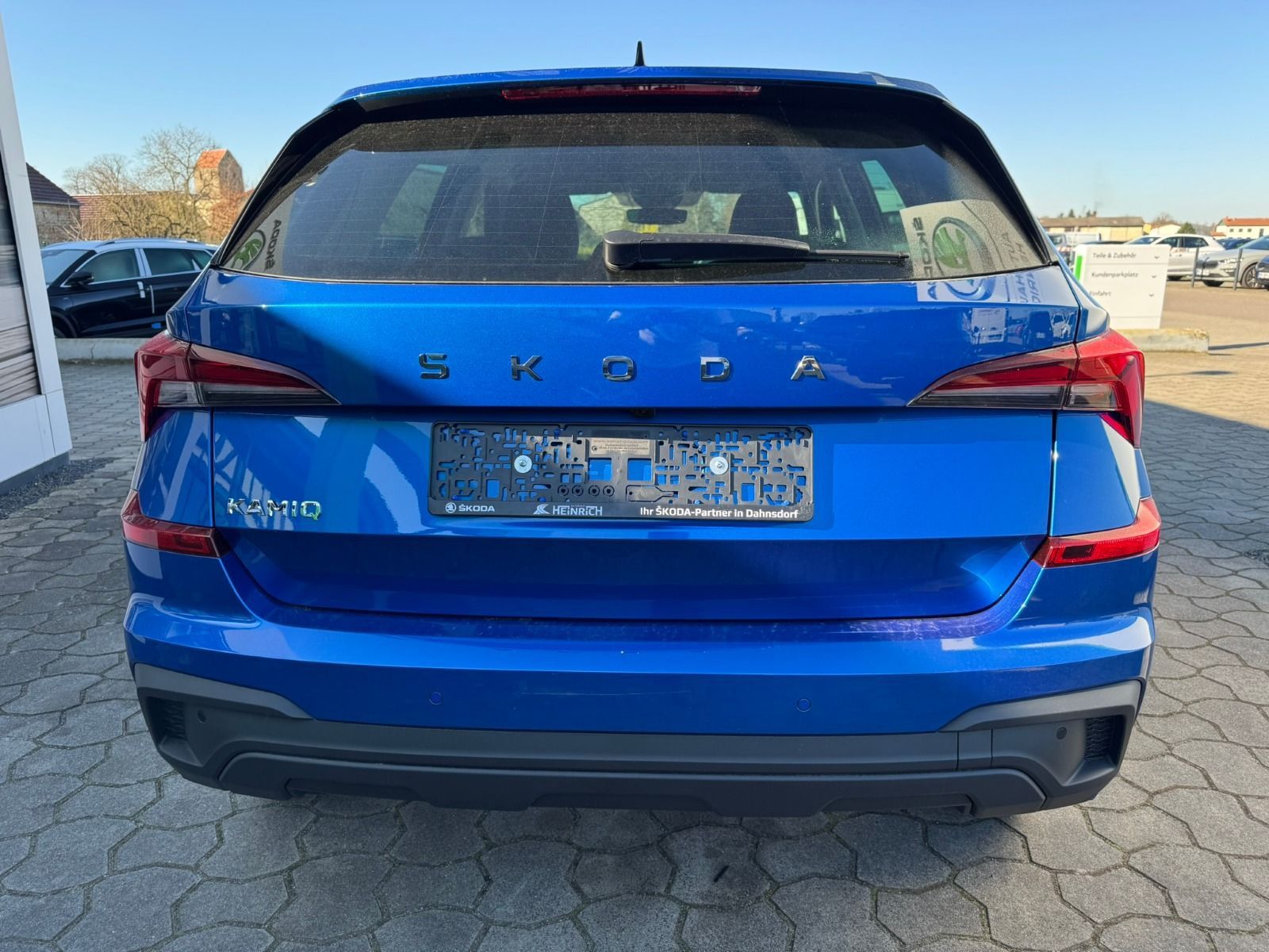 Fahrzeugabbildung SKODA Kamiq Selection 1,0 TSI 85 kW 7-Gang-DSG