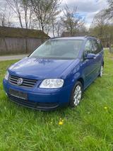 Volkswagen Touran 1.9 TDI 77kW DSG Basis Basis - Volkswagen Touran Basis mit Diesel-Antrieb