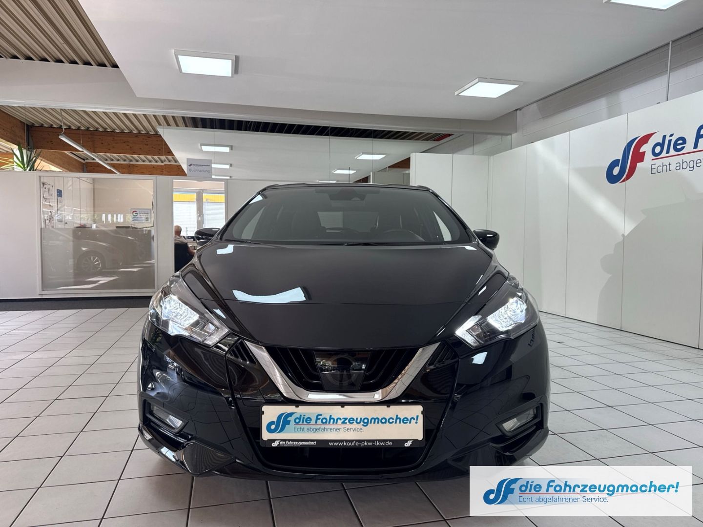 Fahrzeugabbildung Nissan Micra N-Sport Navi Soundsystem Bose LED Klimaaut