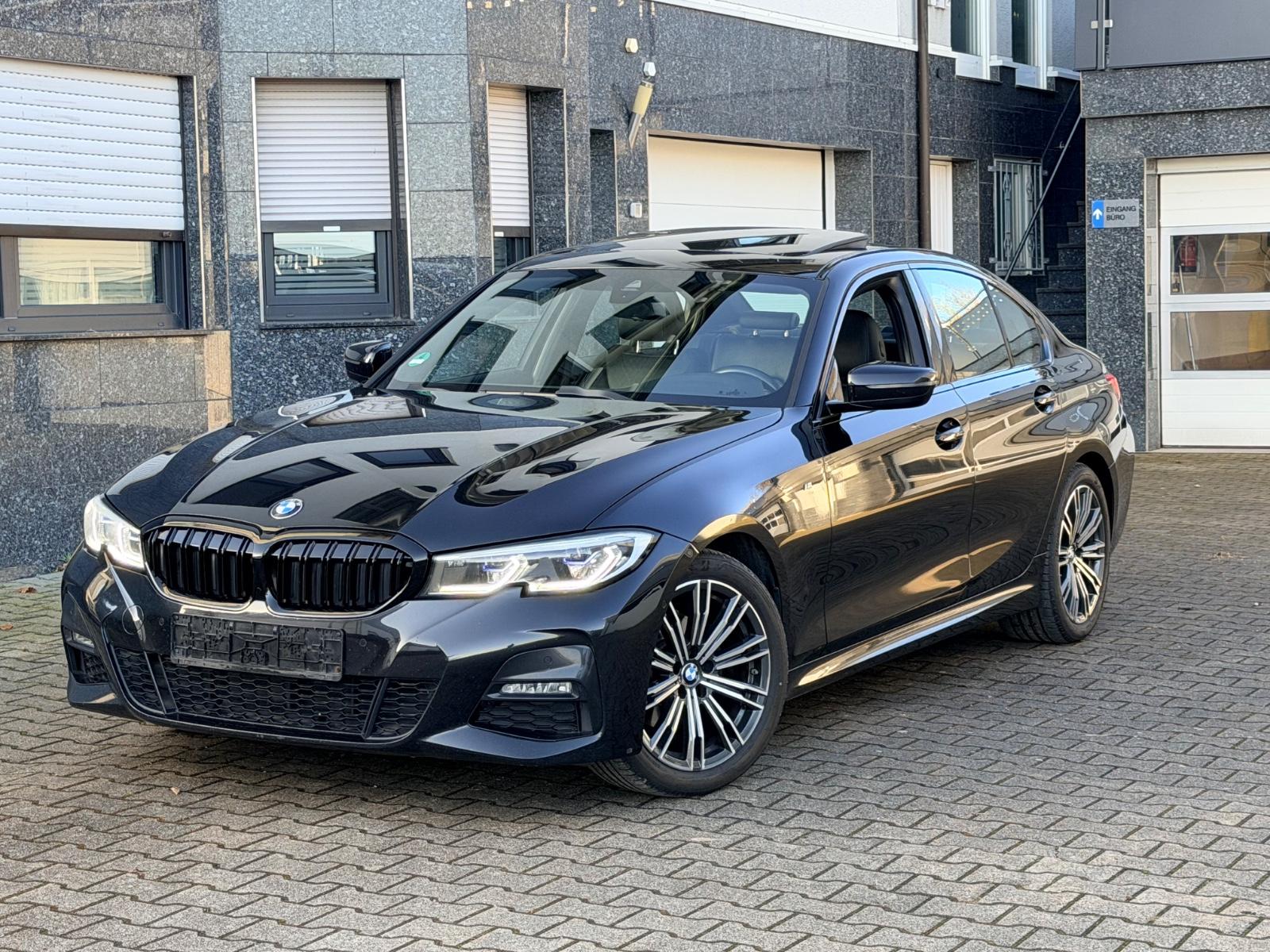 BMW 320d M Sport xDrive LEDER*SCHIEBEDACH*LASER