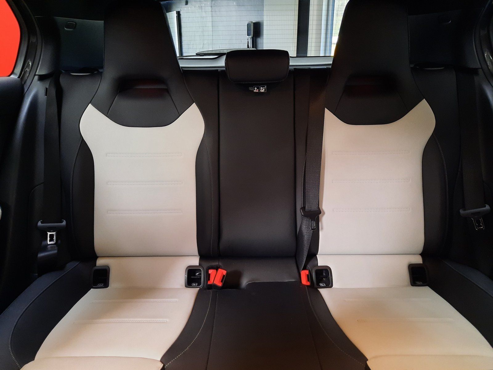 Fahrzeugabbildung Mercedes-Benz A 180 AMG-Line *LED*Navi*AHK*Cam*Sitzhzg*PDC*