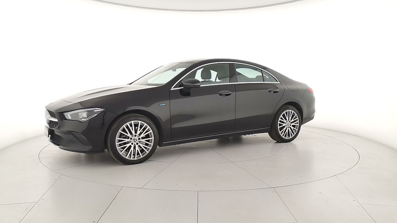 Mercedes-Benz CLA Coupe - C118 - CLA Coupe 250 e imagem 2