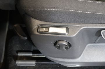 Volkswagen Tiguan 2.0 TDI Elegance AID+ACC+KEY+KAM+LED+AHK