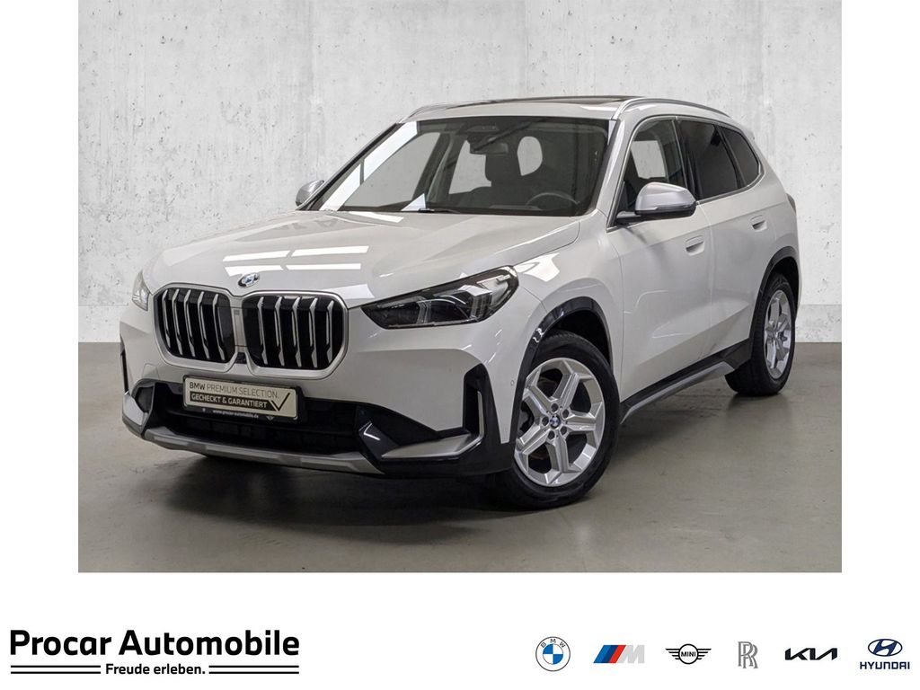 BMW X1 — hlavná fotografia