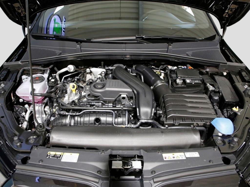 Skoda Fabia 130 UPE 40.850 Assist Plus Winterp. Sport, миниатюра 7