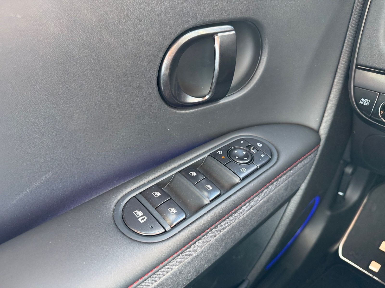 Fahrzeugabbildung Hyundai Ioniq 5 84kWh Elektro KlimaA,LED,Navi,SHZ,2xKlim