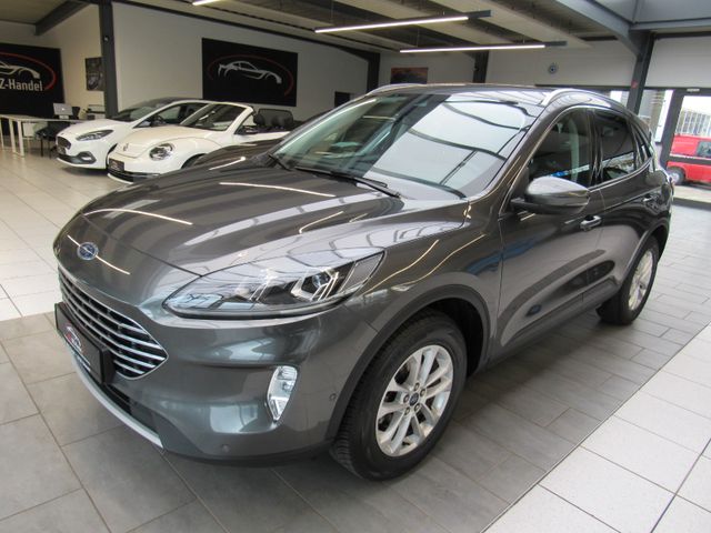 Ford Kuga Titanium / Navi / Automatik