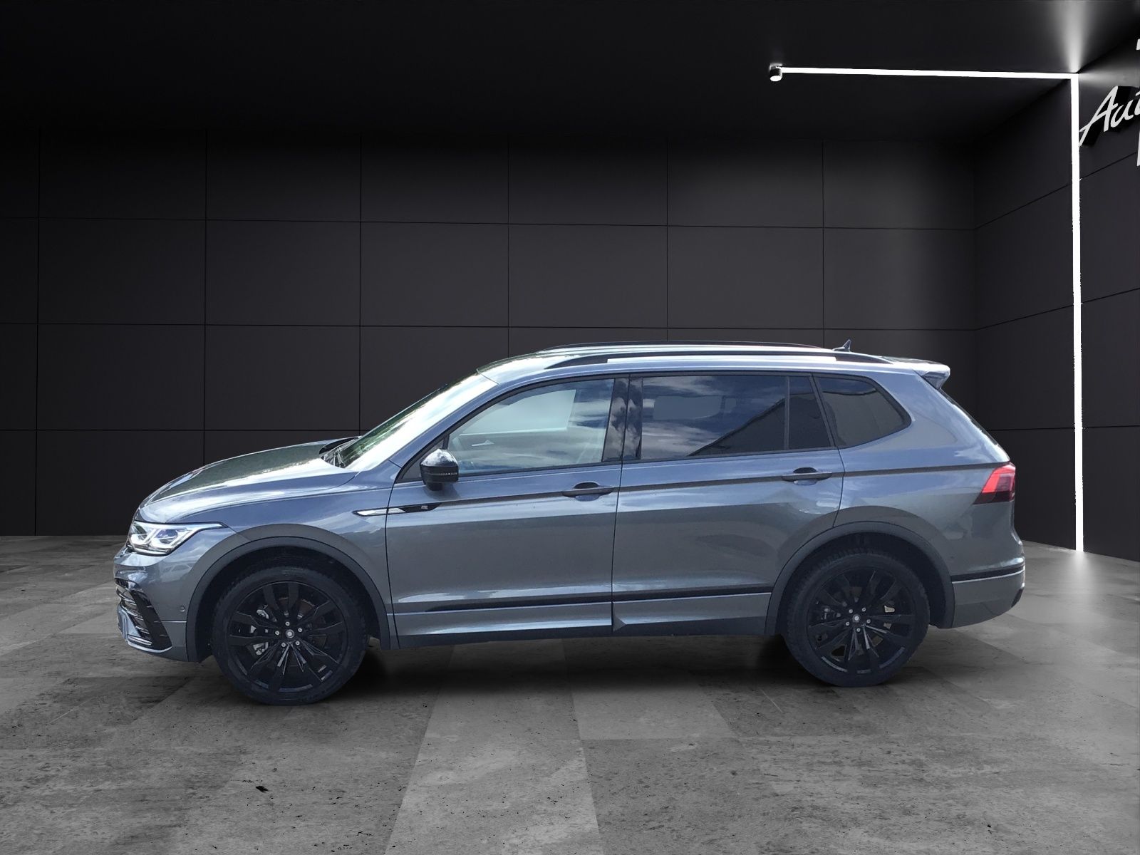 Fahrzeugabbildung Volkswagen Tiguan Allspace R-Line TDI 4M Matrix STHZG AHK H