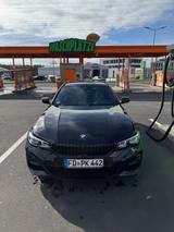 BMW 330d Touring M Sport Auto. - BMW 330 mit Diesel-Antrieb: Alcantara