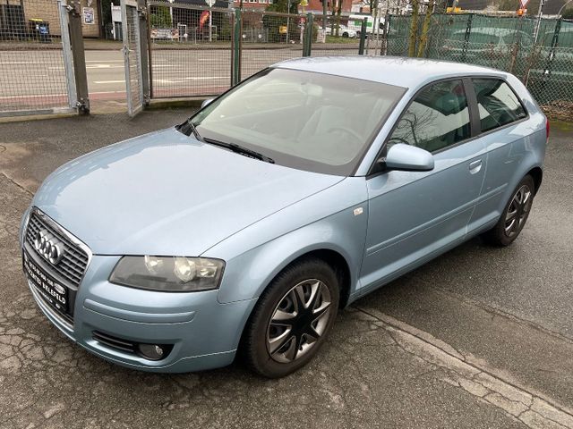 Audi A3 1.6 Attraction*EF*ESP*KLIMA*ISOFIX*GARANTIE*