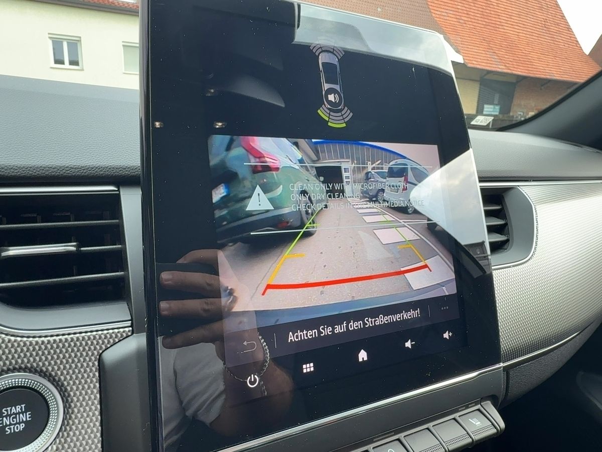 Fahrzeugabbildung Renault Arkana TECHNO Mild Hybrid 140 EDC GJR SHZ Kamera