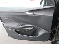 SKODA Fabia 1.0 TSI Tour LED Navi PDC Rfk Business 16' SKODA Fabia 1.0 TSI Tour LED Navi PDC Rfk Business 16'