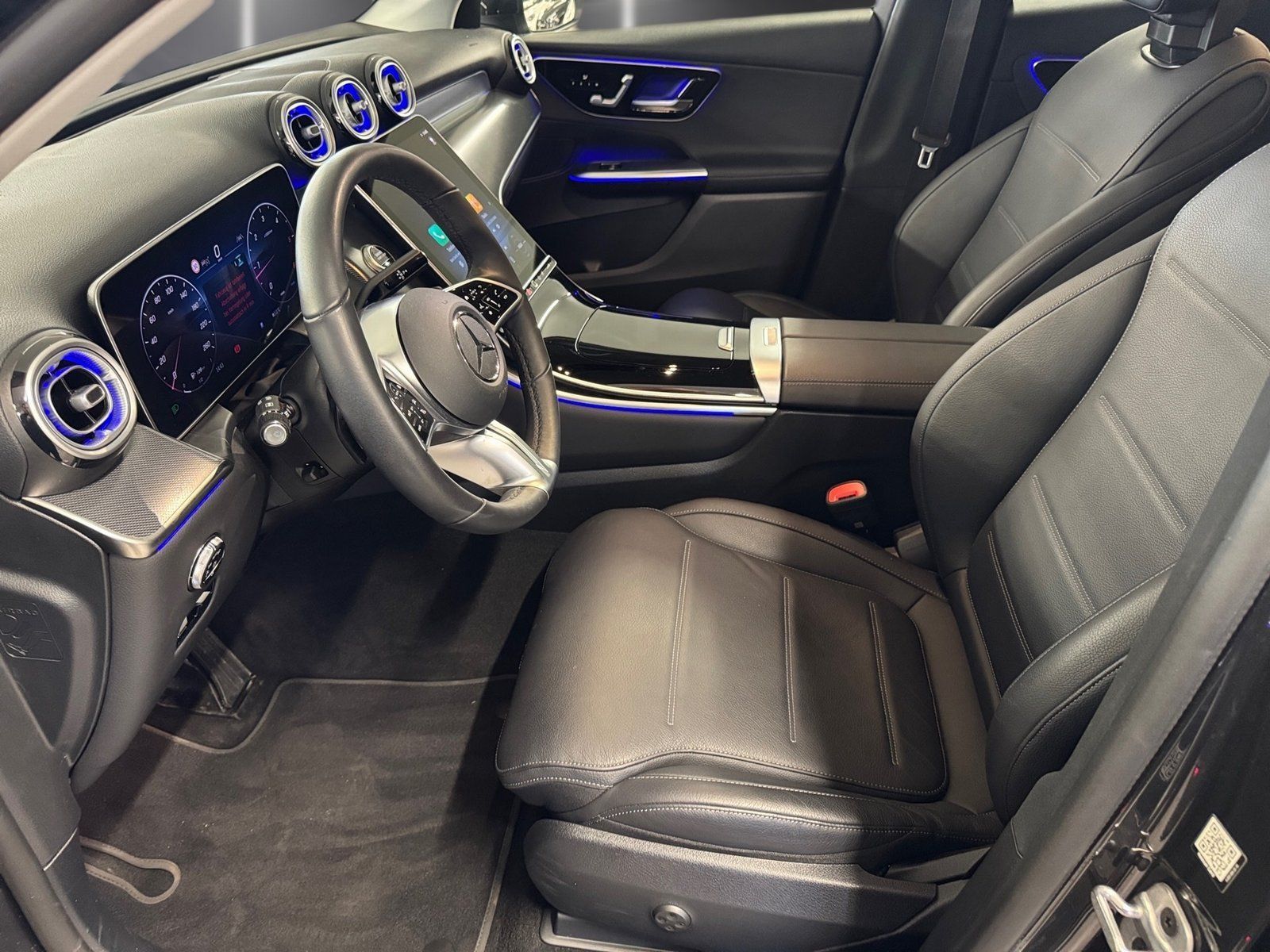 Fahrzeugabbildung Mercedes-Benz GLC 220 d 4M Avantgarde*AHK*Distro*STDHZG*Totwi*