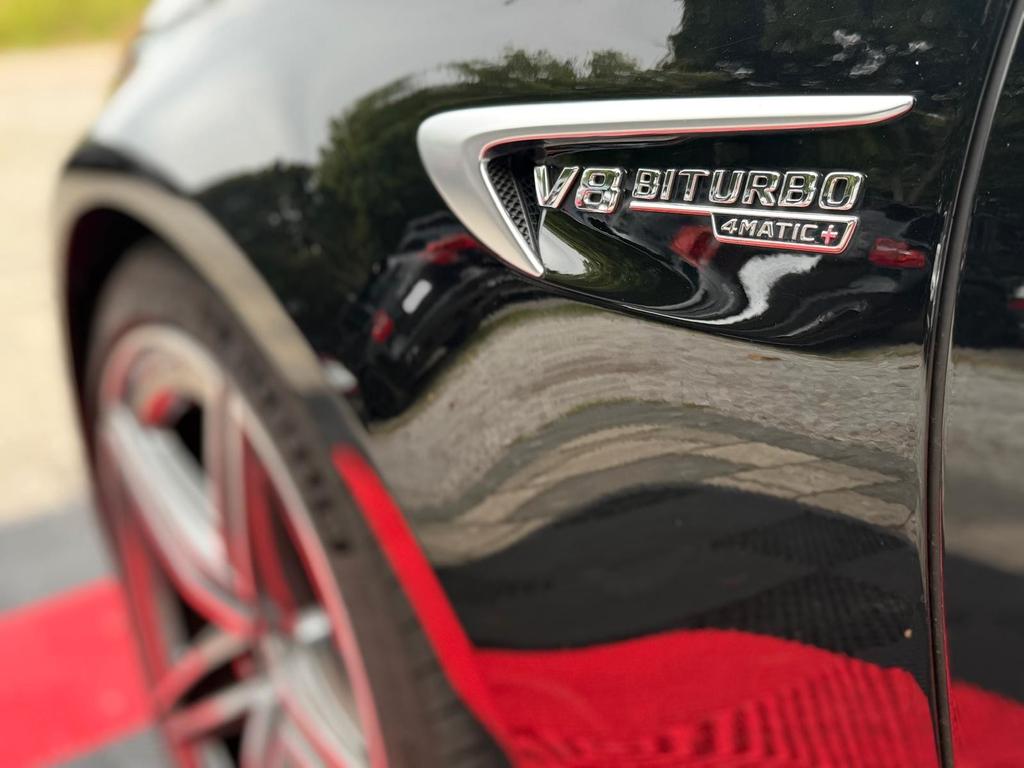 Mercedes-Benz E 63 AMG